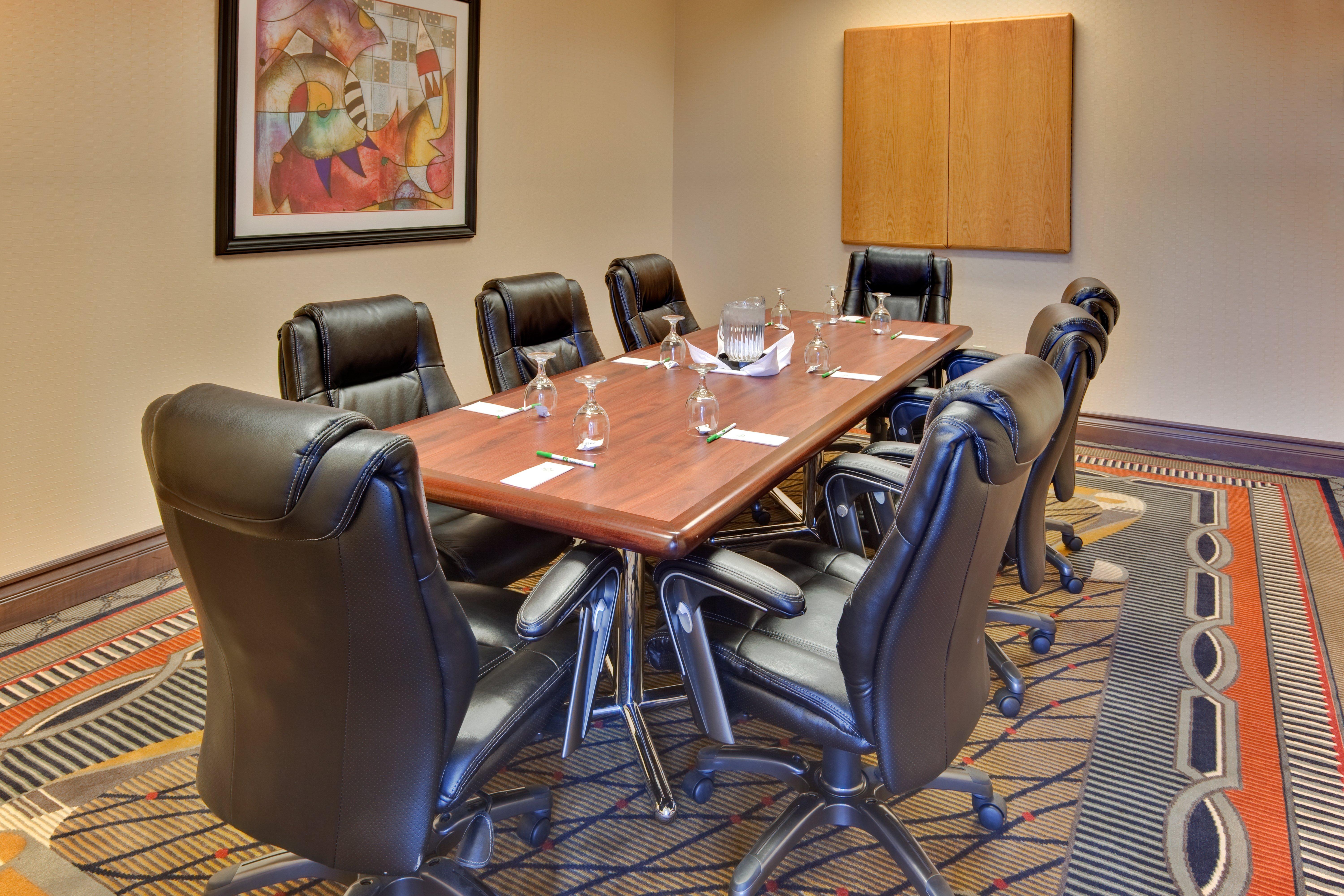 Holiday Inn & Suites Bakersfield By Ihg Esterno foto