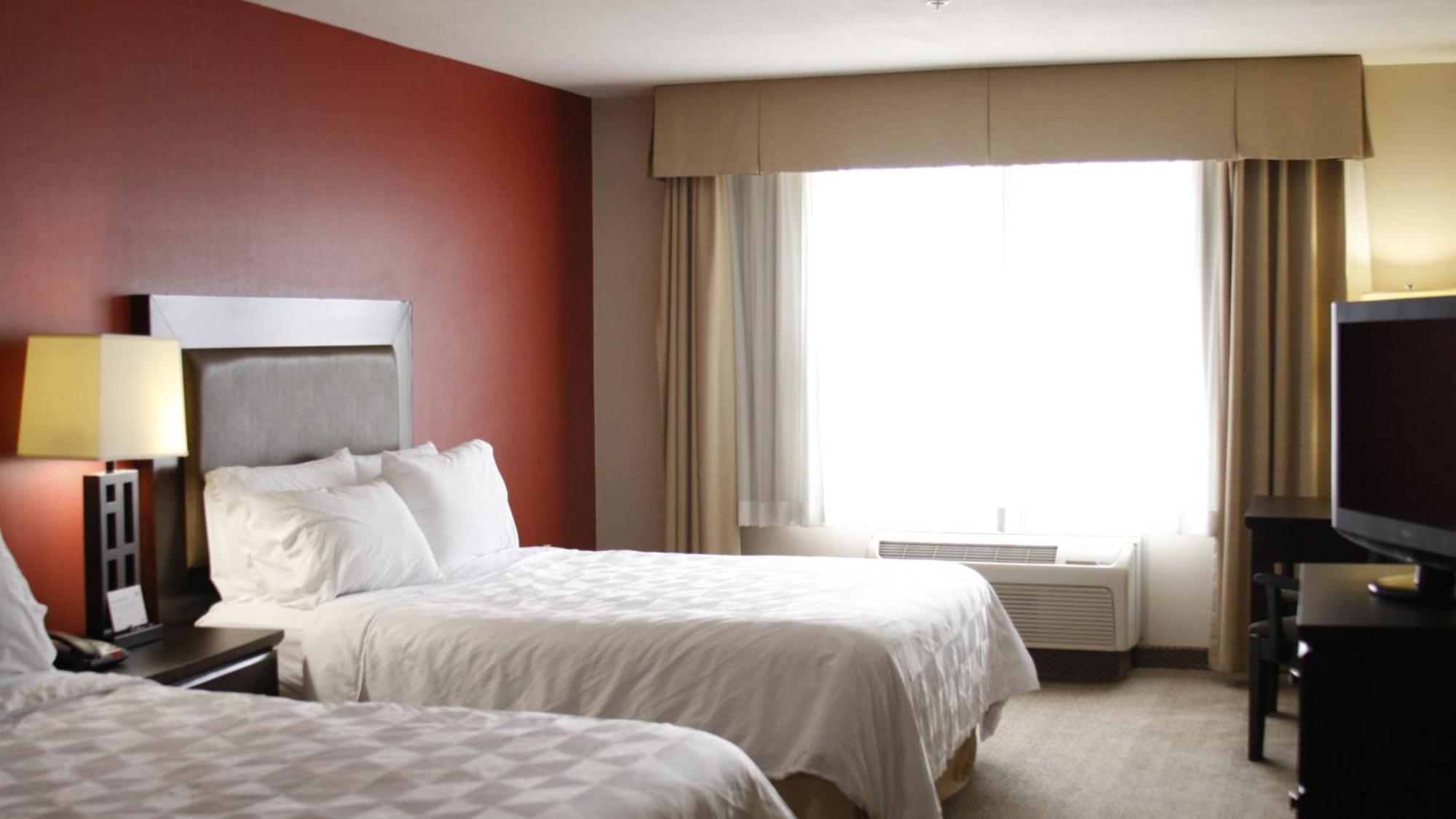 Holiday Inn & Suites Bakersfield By Ihg Esterno foto